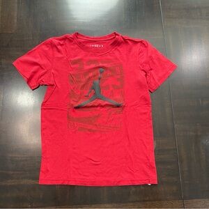 Jordan Boys Short Sleeve  T-Shirt Size L(12-13yrs)
USED in excellent condition